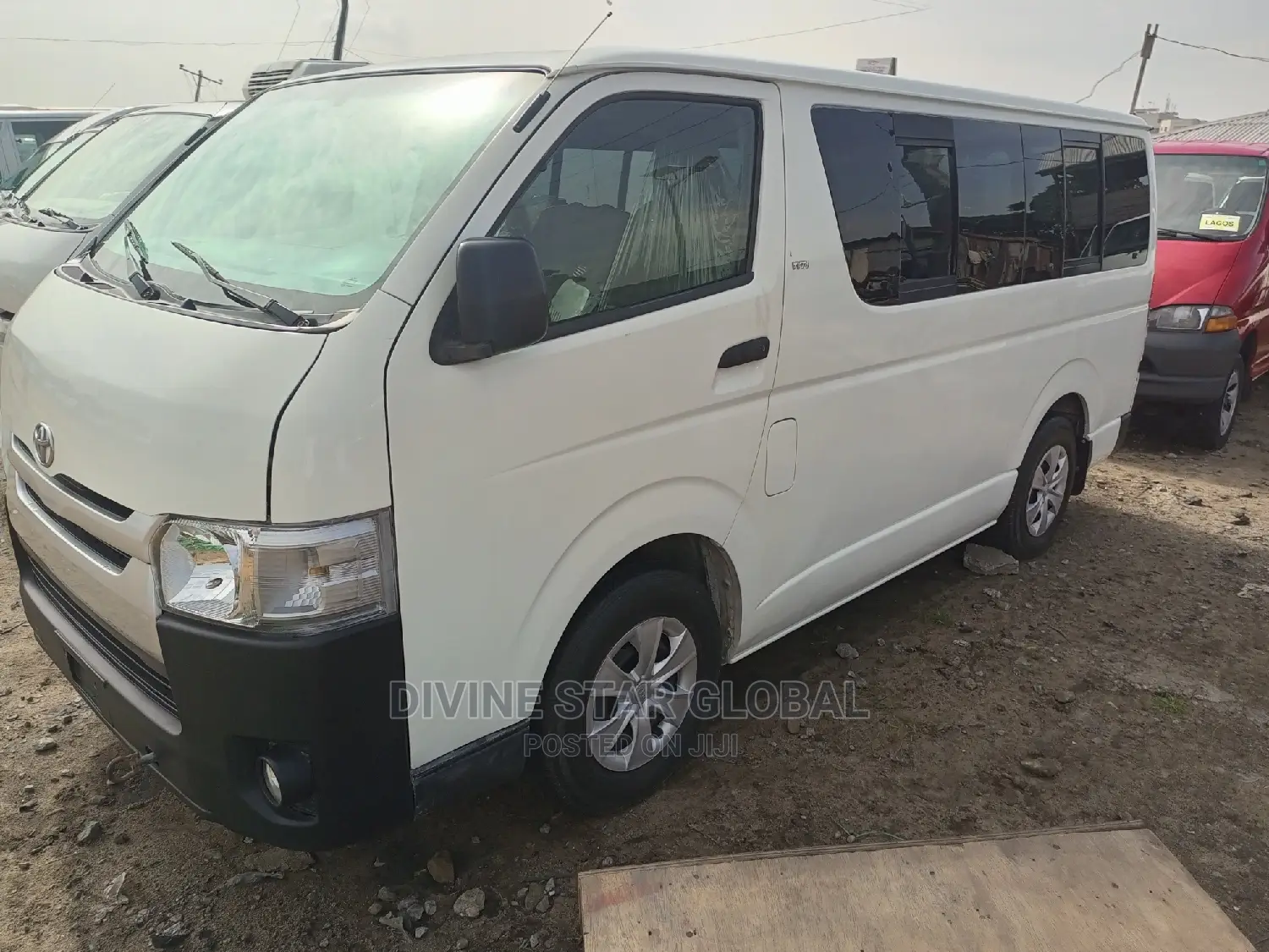 Toyota HiAce 2009 White