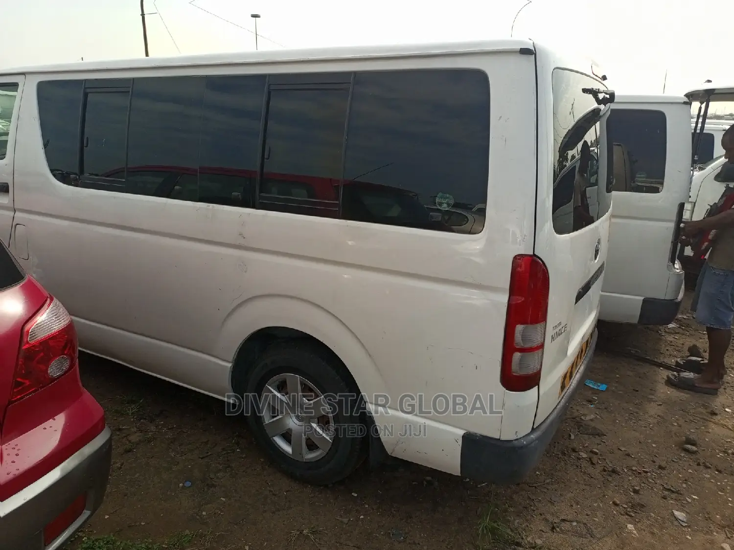 Toyota HiAce 2009 White