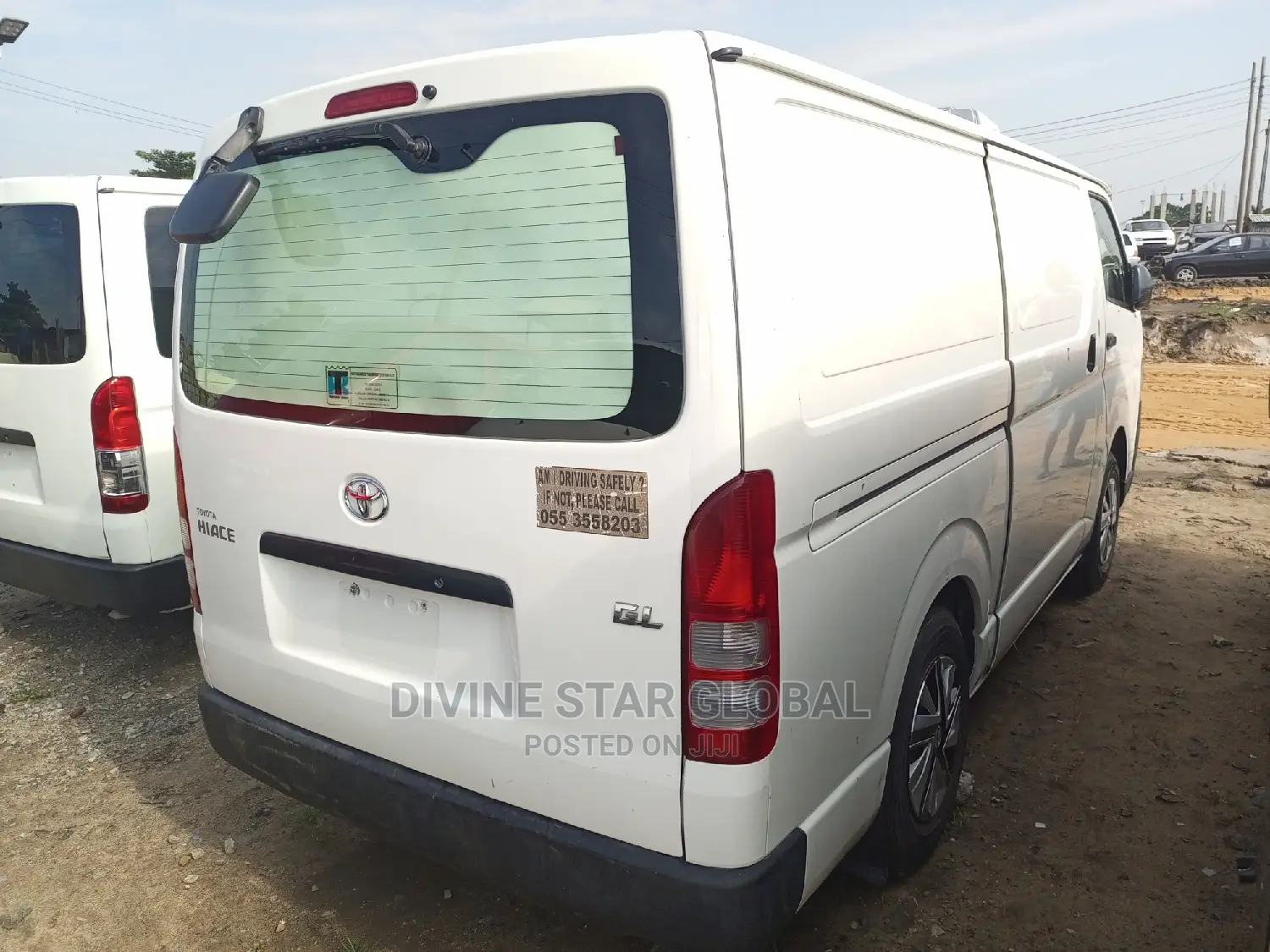 Toyota HiAce 2010 White