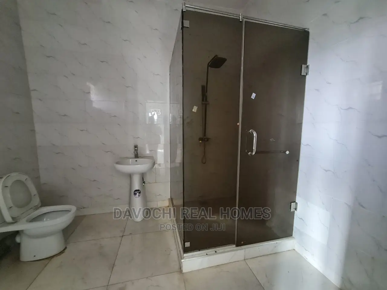 4bdrm Duplex in Abraham Adesanya, Lekki Phase 2 for sale