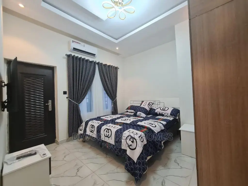 Furnished 1bdrm Apartment in Ologolo Estate, Lekki for sale