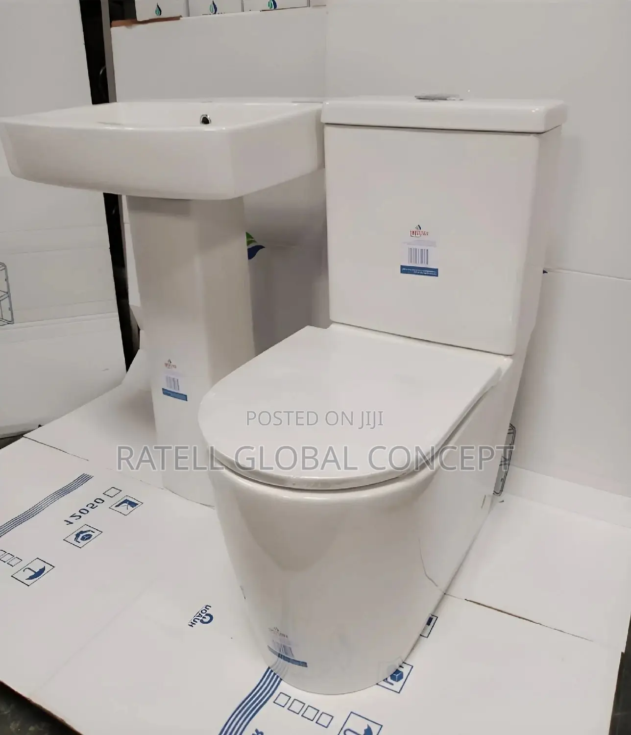 Harmony Executive Toilet Set (Stuggert)