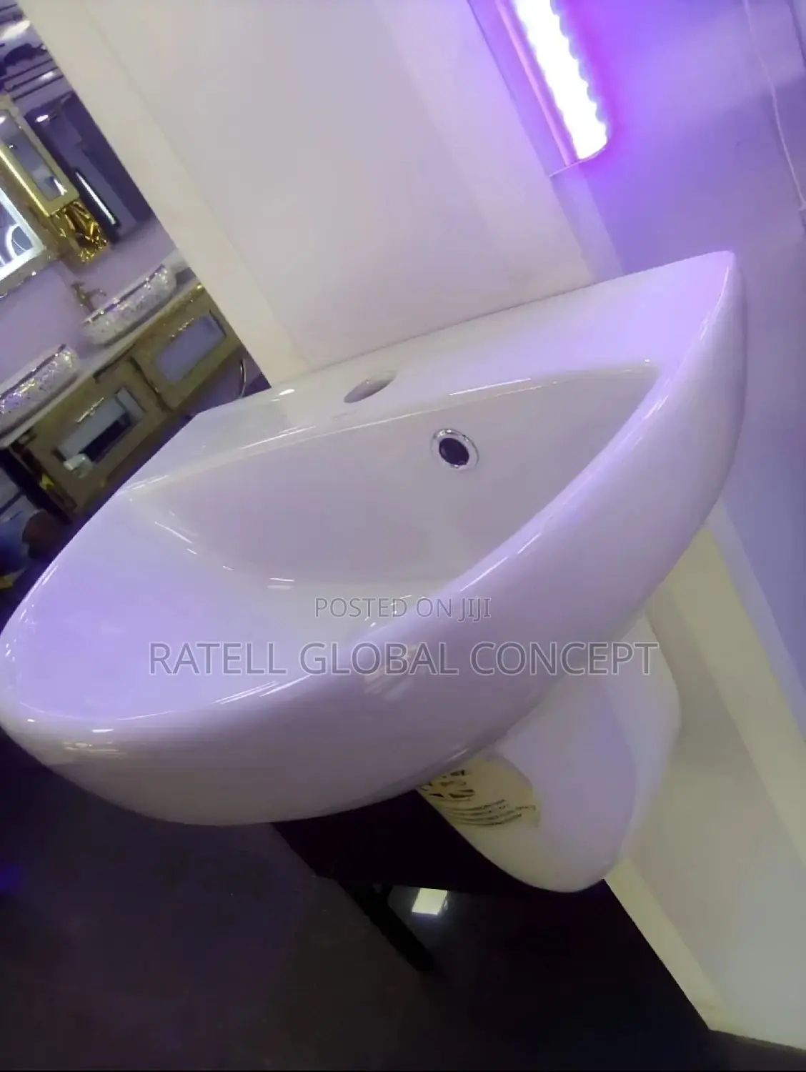 Half Pedestal Wall Hanged Wash Hand Basin