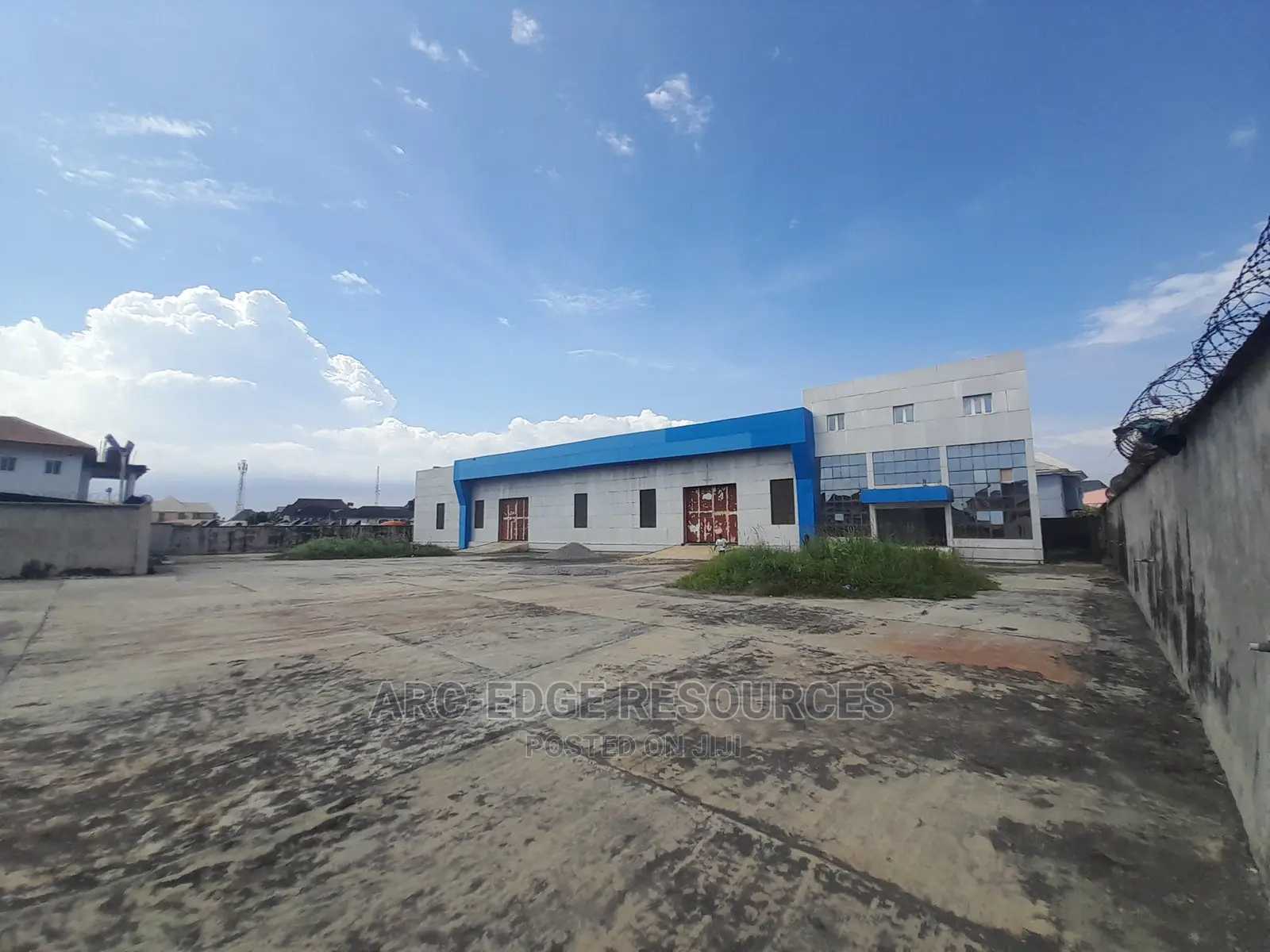 Large Warehouse Directly on Ago Palace Way
