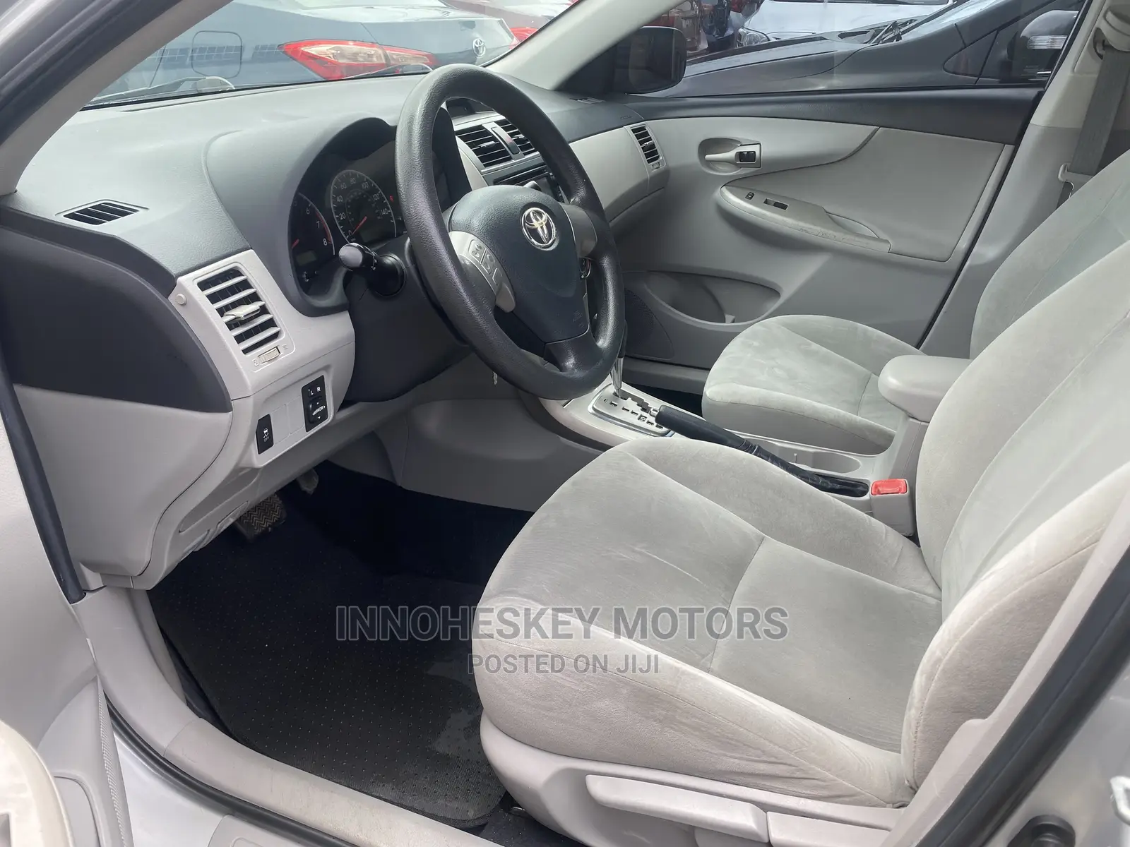 Toyota Corolla 2013 Silver