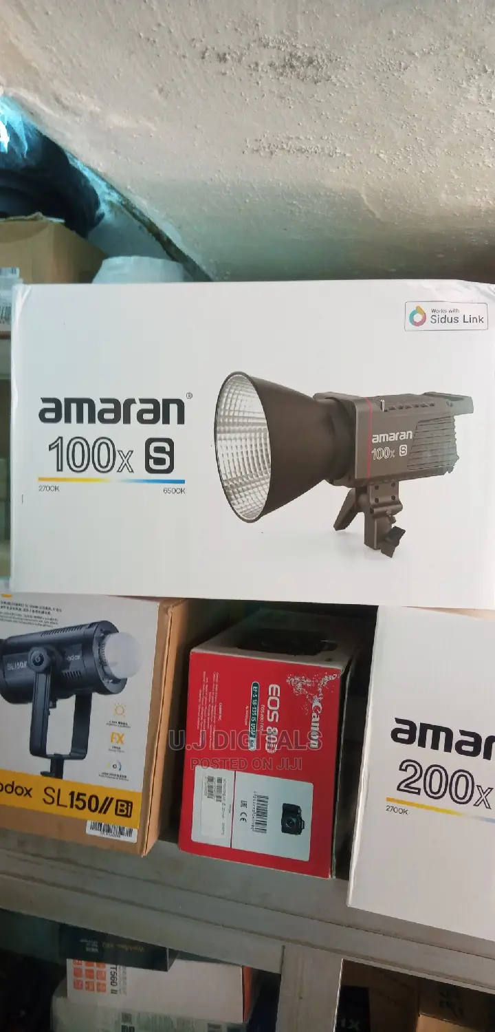 Amaran 100x S Bi Colour Professional Video Light