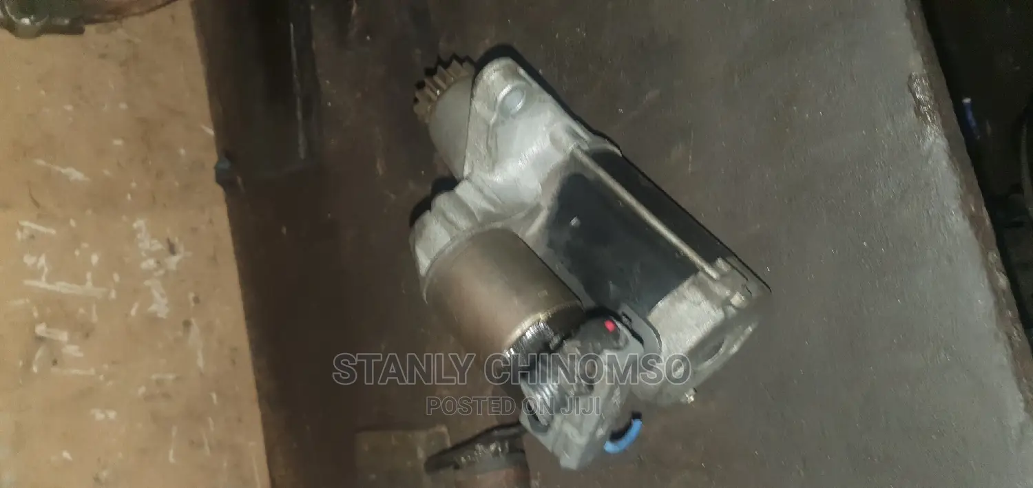 Kick Starter for Toyota Venza 2014