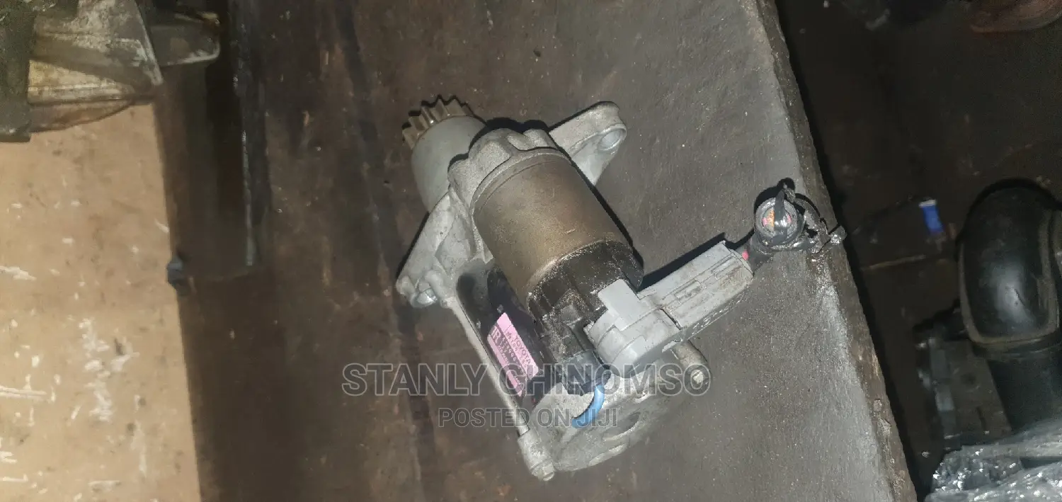 Kick Starter for Toyota Venza 2014