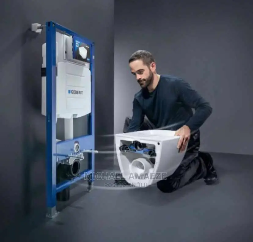 Round Wall Hung WC