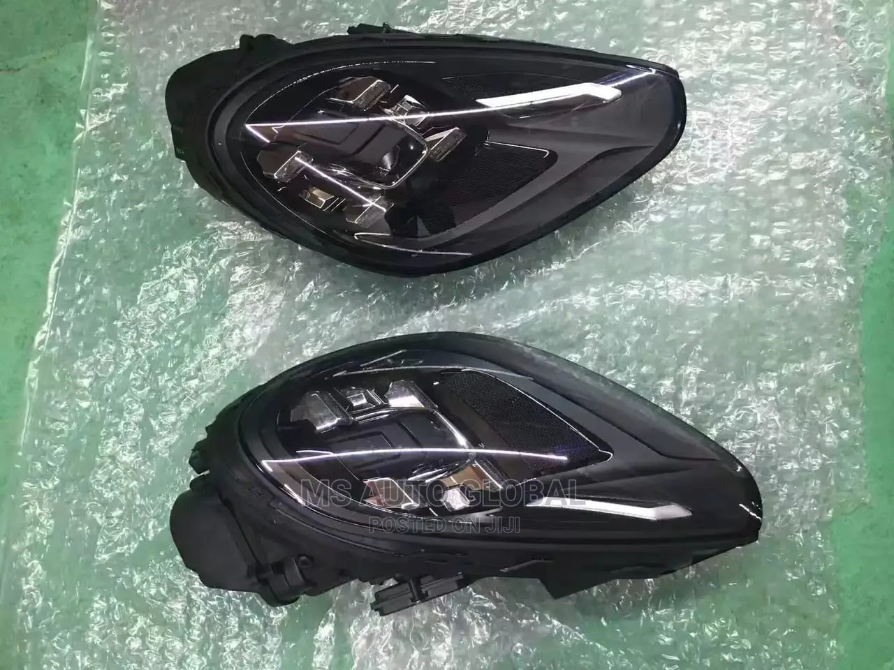 Porsche Cayenne 2017 Headlights LED
