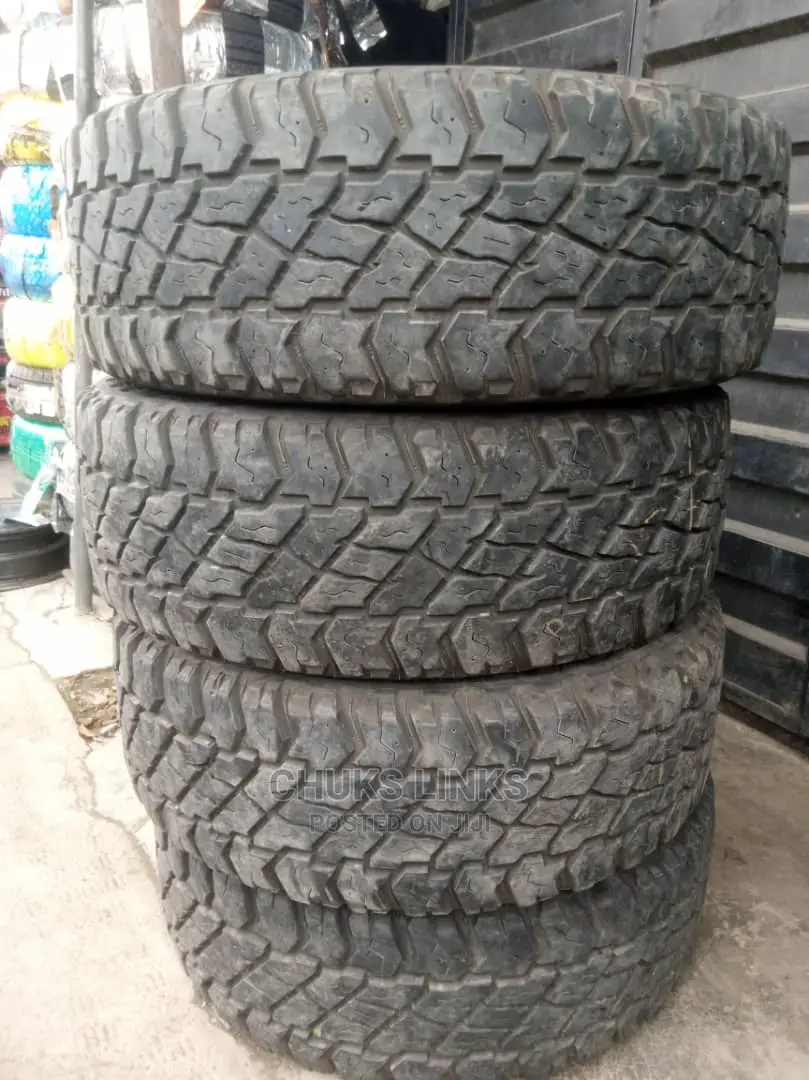 35*12.50R20 Tokunbo Tire
