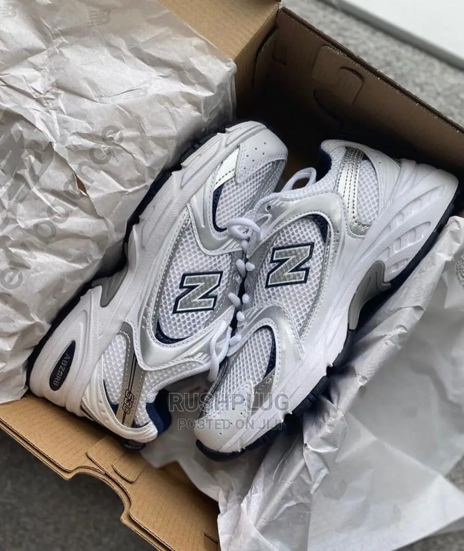 New Balance 530 “Silver/White” Sneakers