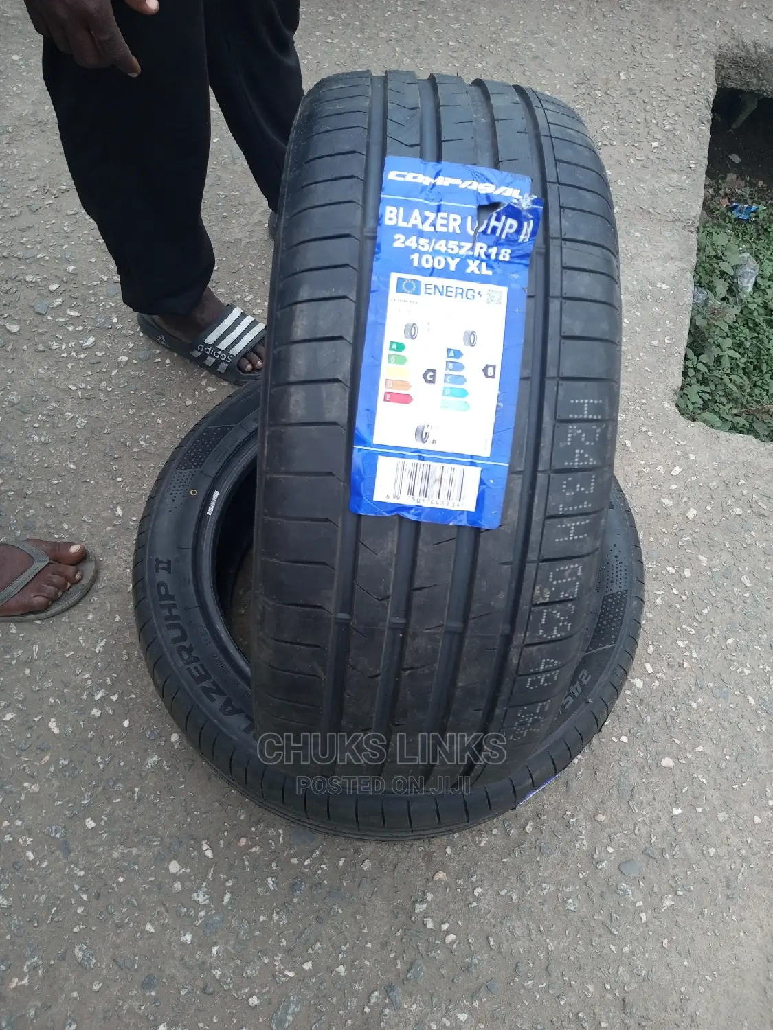 245/45r18 Compasal Tire