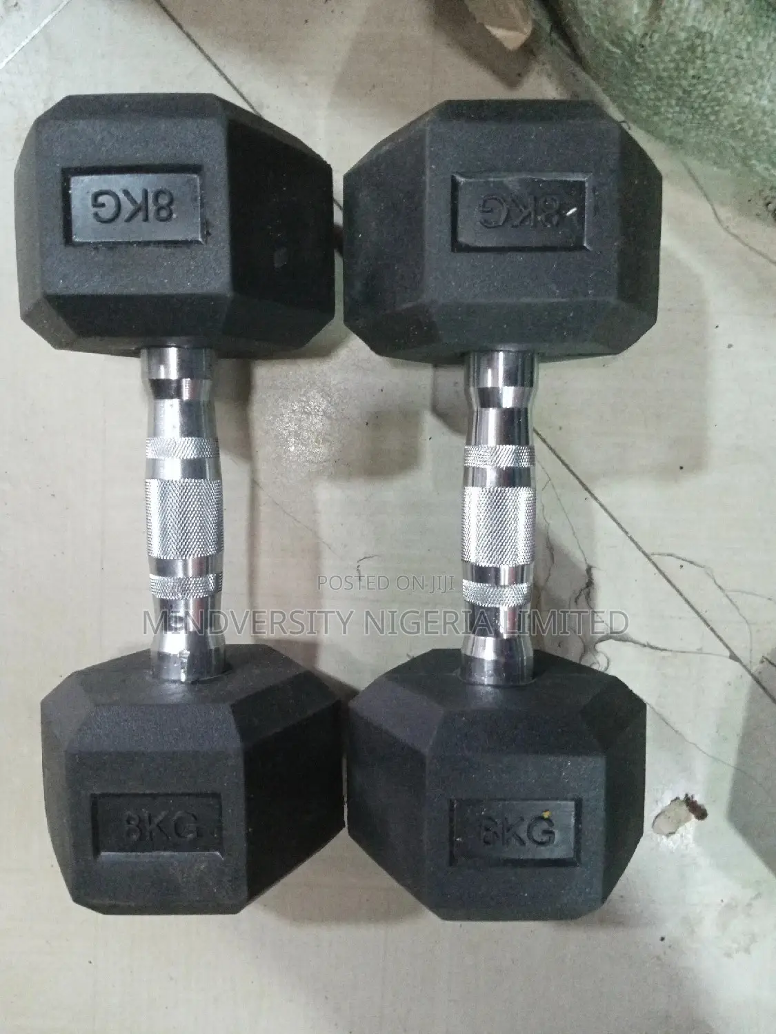 Pair 8kg X 2 = 16kg Hex Dumbell