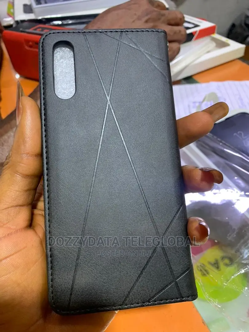Samsung Galaxy A50 Flip Open and Close Case