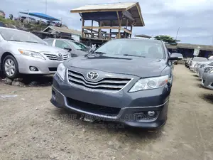 Toyota Camry 2010 Gray