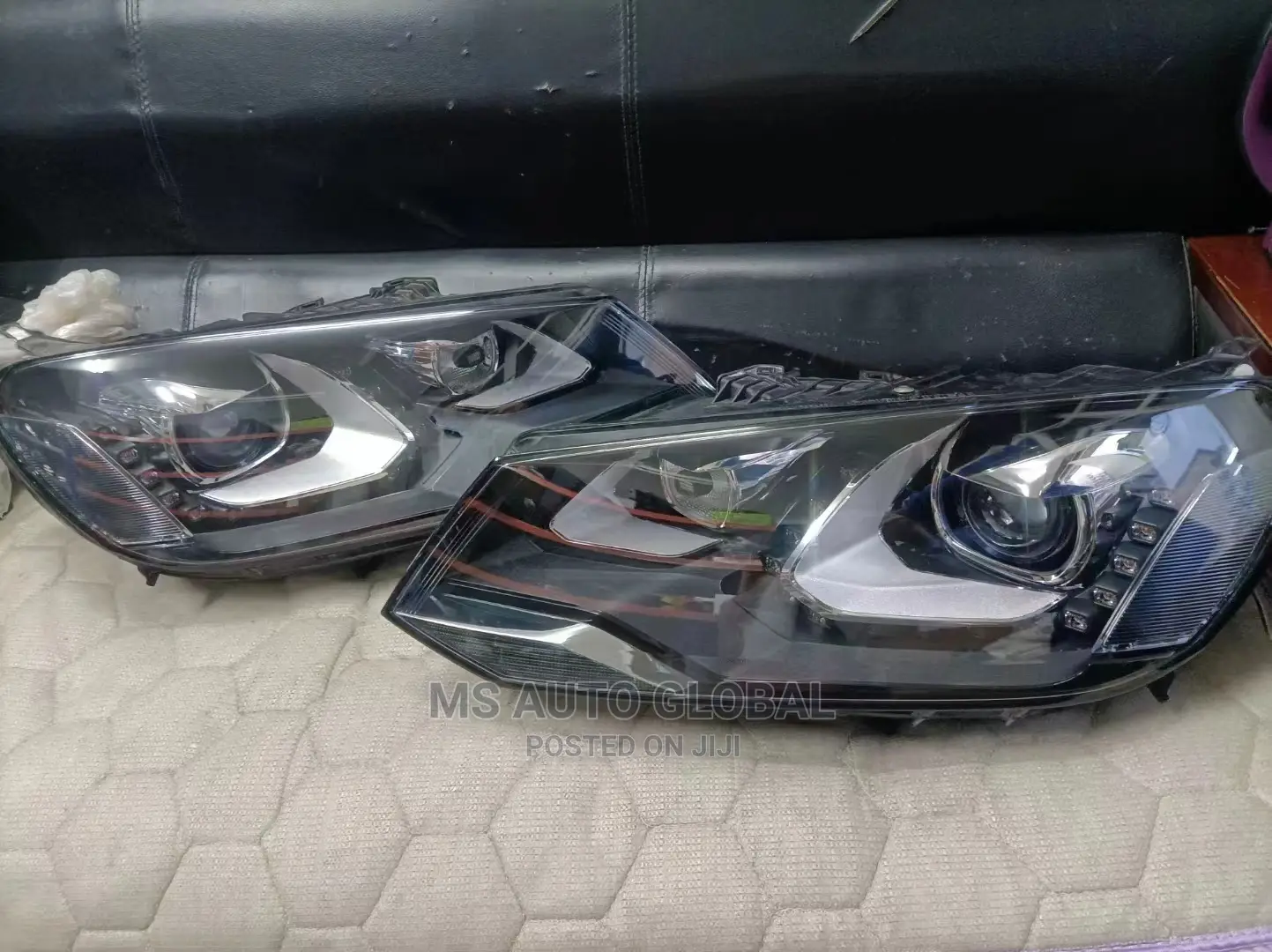 Volkswagen Touareg Headlights 2013