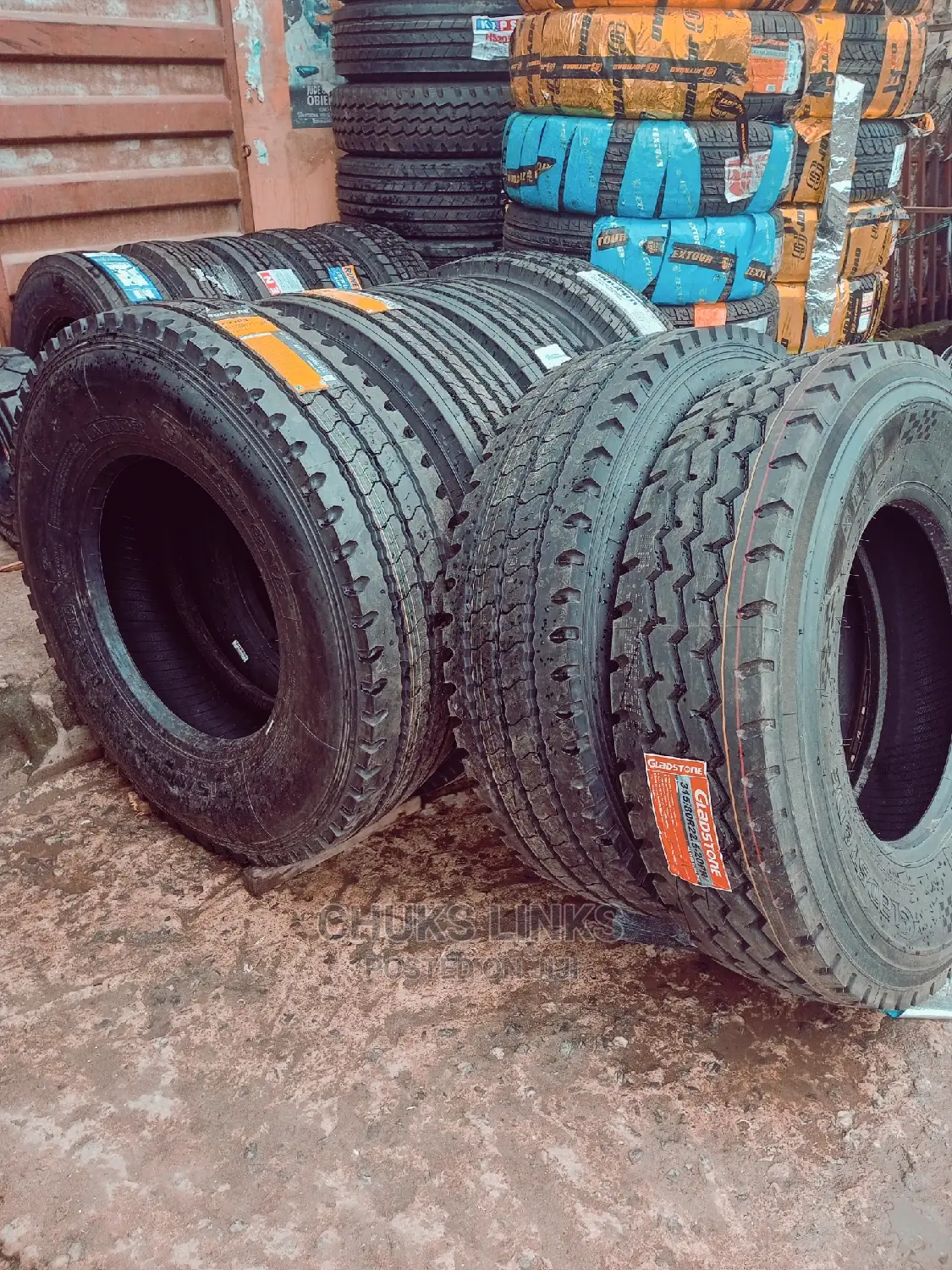 315/80r,22.5 Tires
