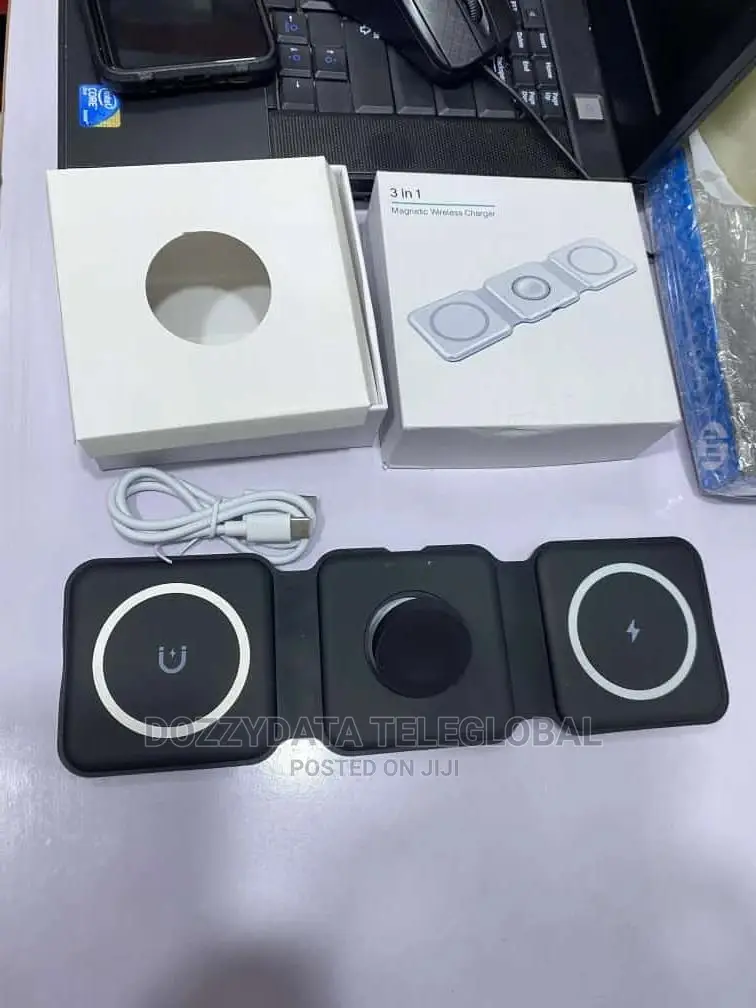 Foldable 3 in 1 Magnetic Wireless Charging Station