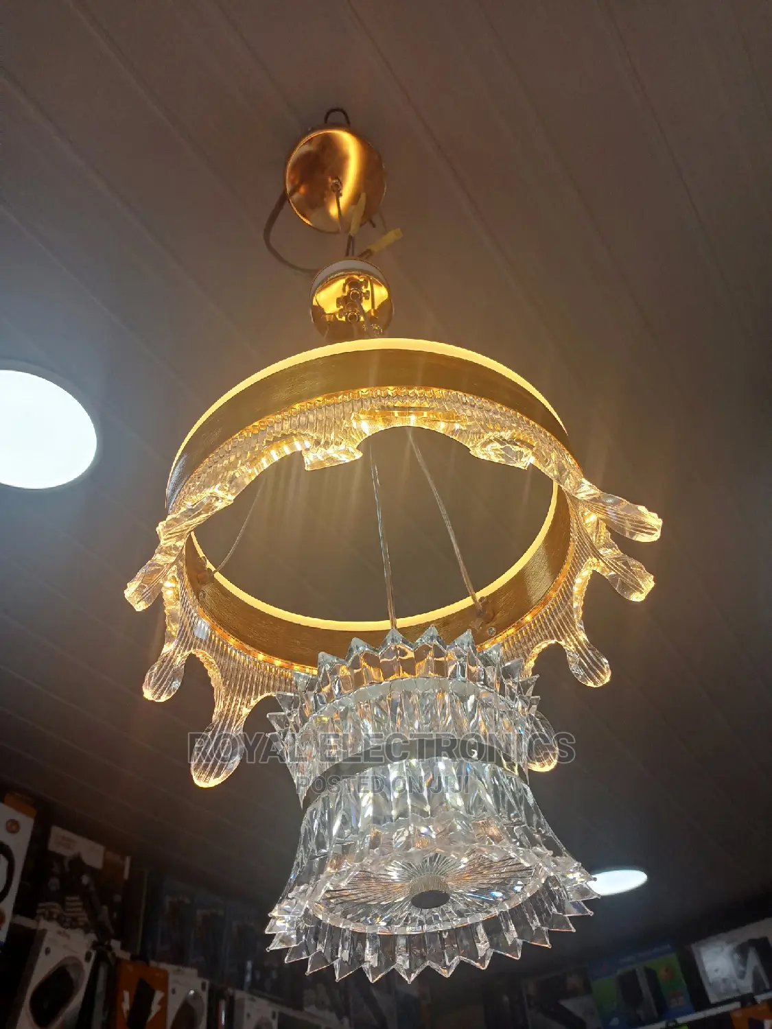 King Design Single Dropping Chandelier Light