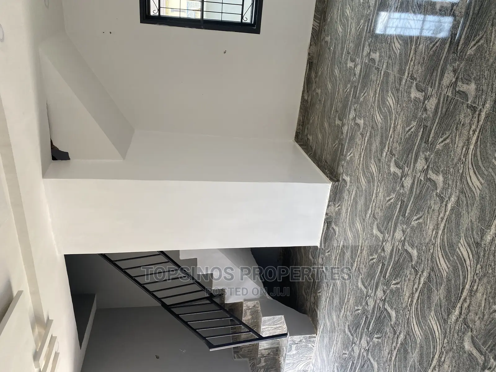 2bdrm Duplex in Dawaki for rent