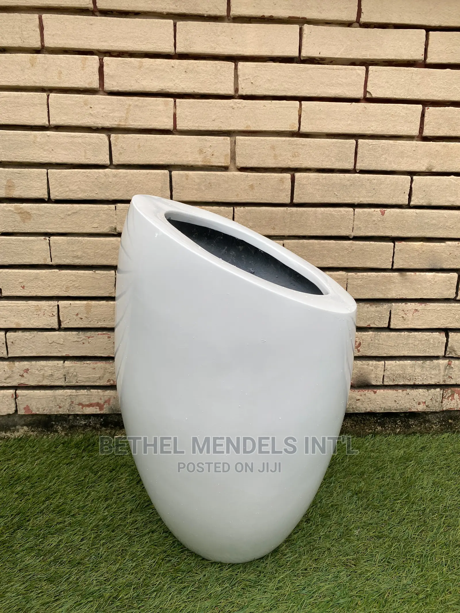 Fiberglass Flower Pots/Planter/Vases | Bulk Sales of Plants