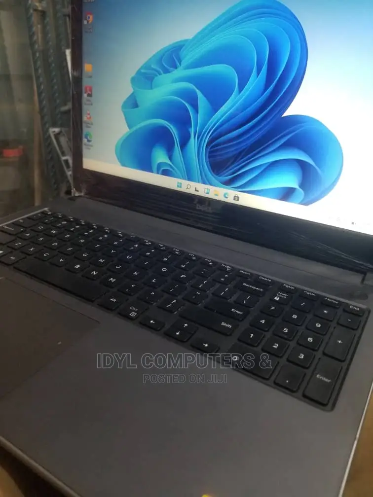 Laptop Dell Inspiron 15 5558 8GB Intel Core I5 HDD 500GB