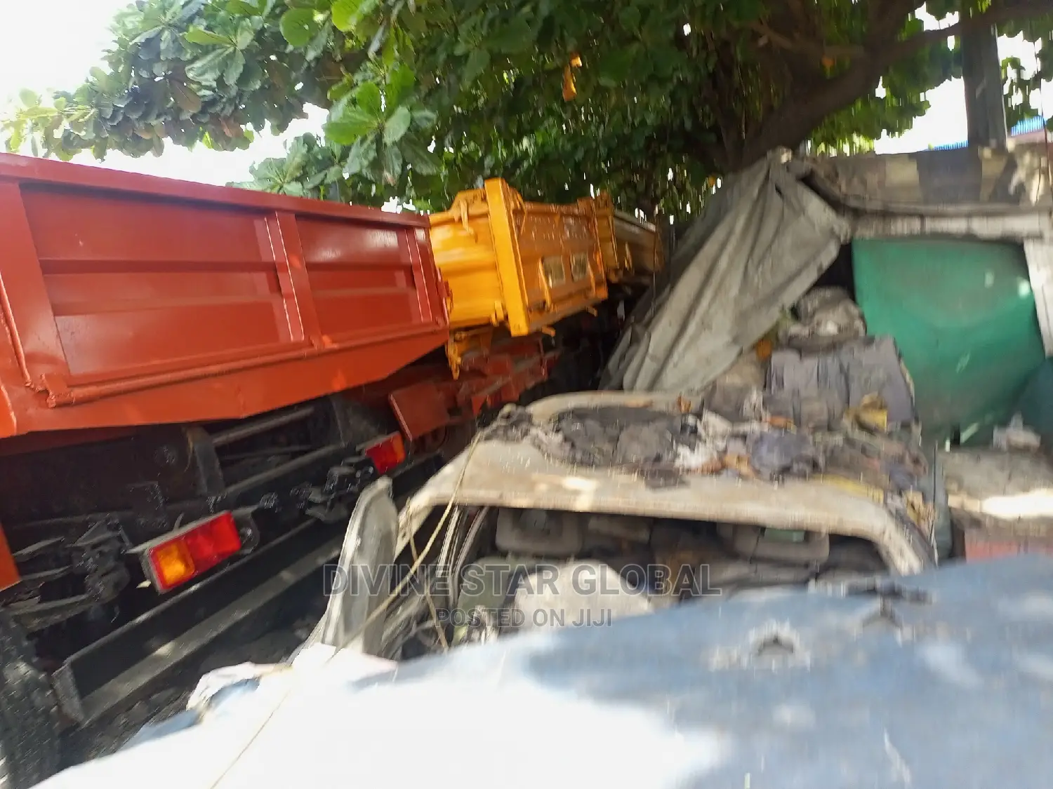 Tipper Mercedes Benz 1113