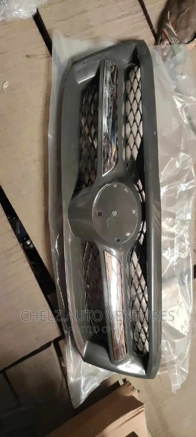 Front Grille Toyota Hilux 2005 - 2009 Model