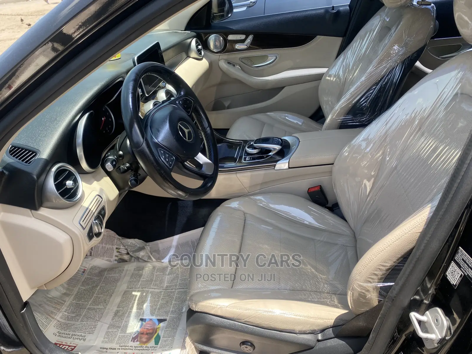 Mercedes-Benz C300 2016 Black