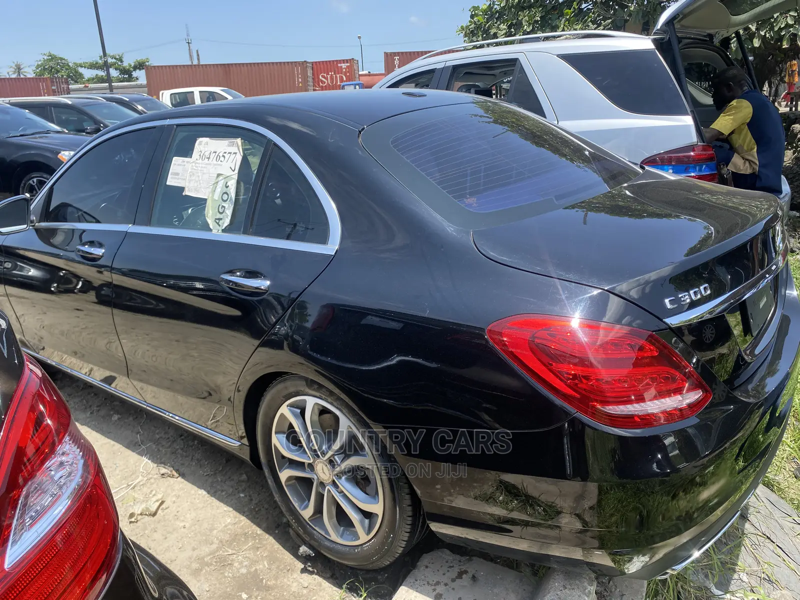 Mercedes-Benz C300 2016 Black