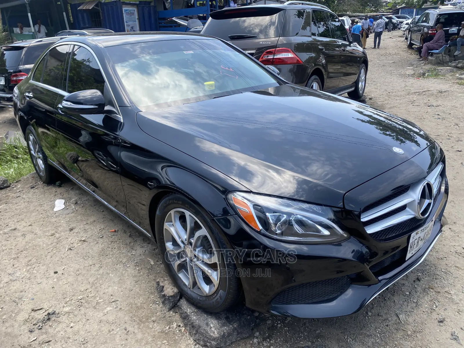Mercedes-Benz C300 2016 Black