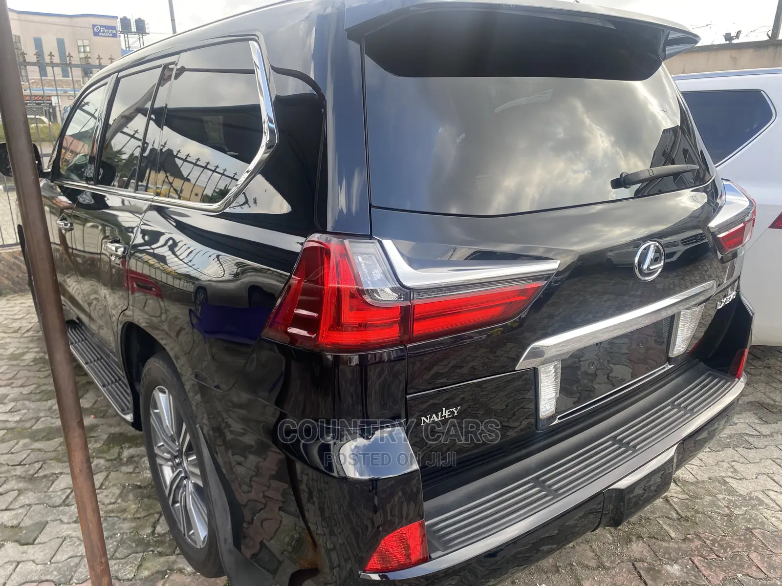 Lexus LX 570 AWD 2018 Black