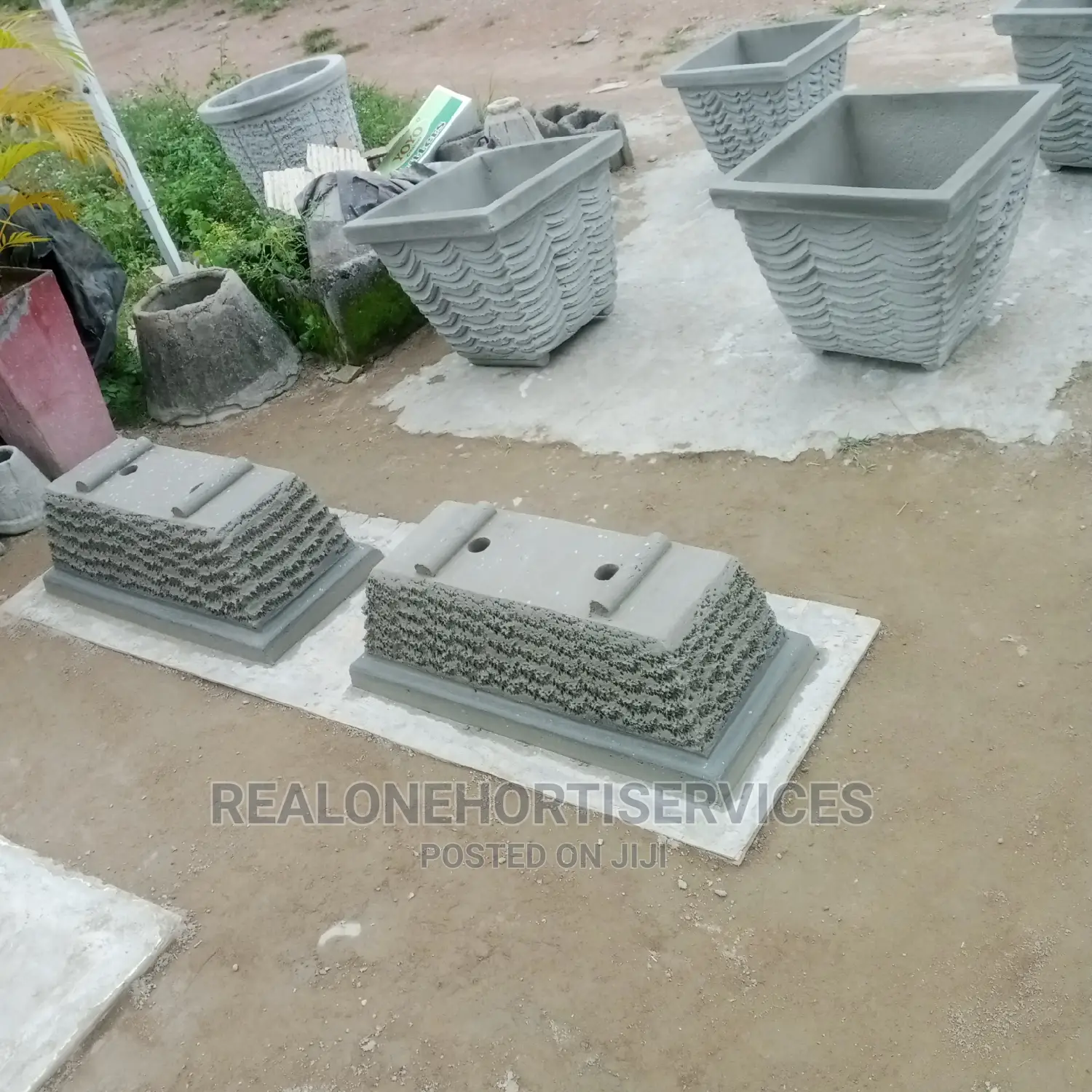 Concrete Pot for Suitable for Home, Office, Schools Plants