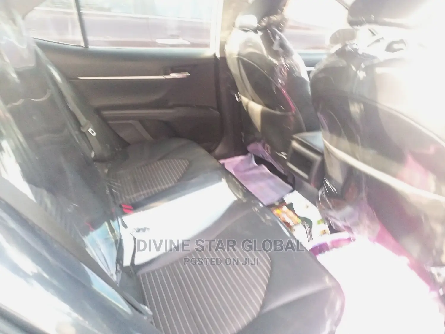 Toyota Camry XLE FWD 2020 Silver