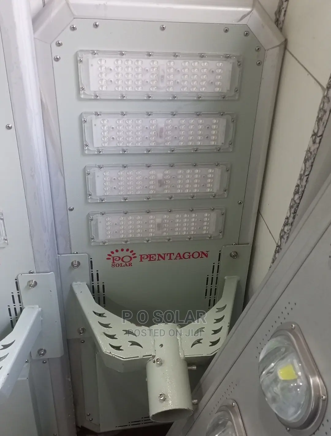 PO Pentagon Industrial All in One Solar Street Light 200w