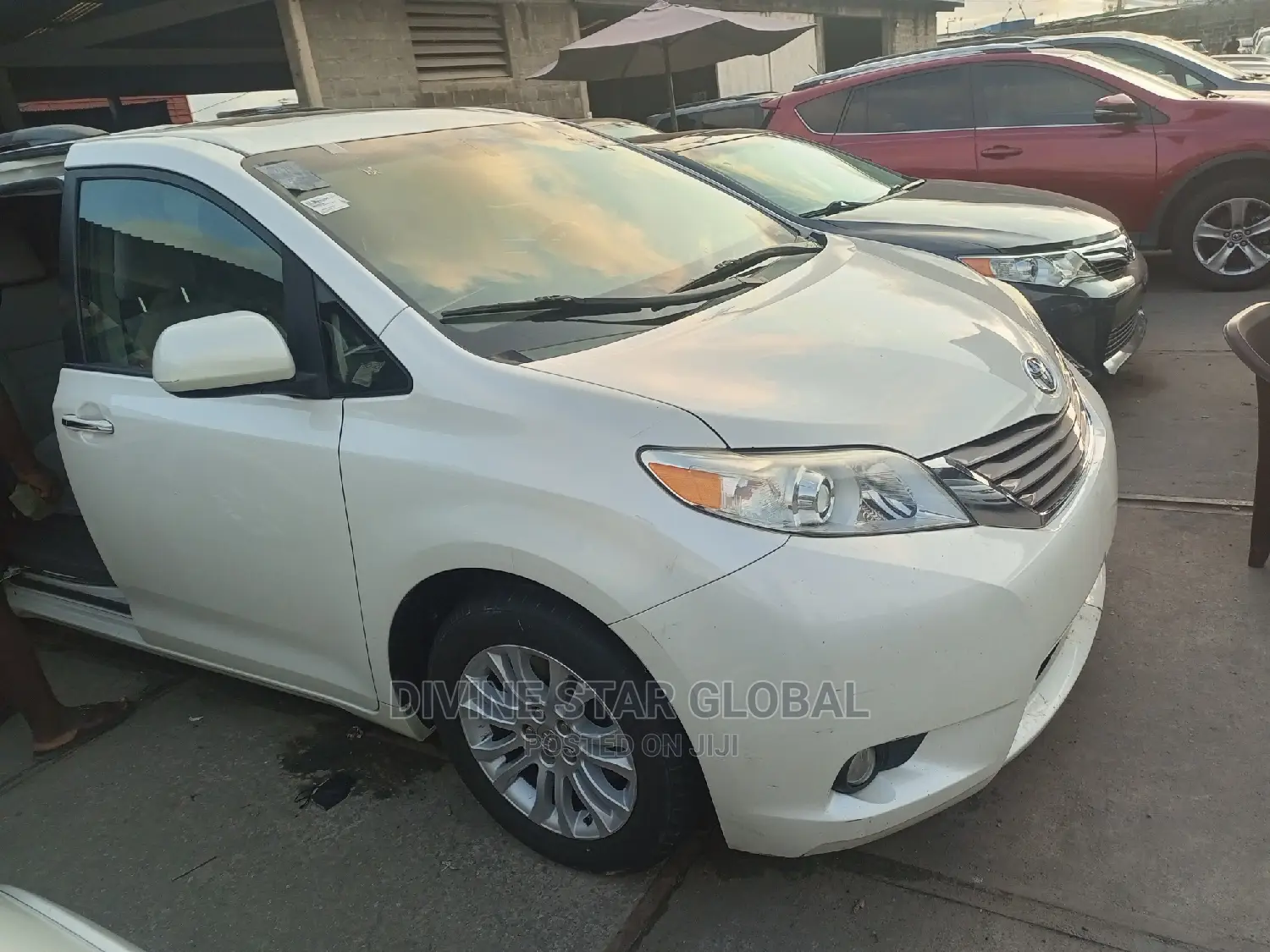 Toyota Sienna 2015 White