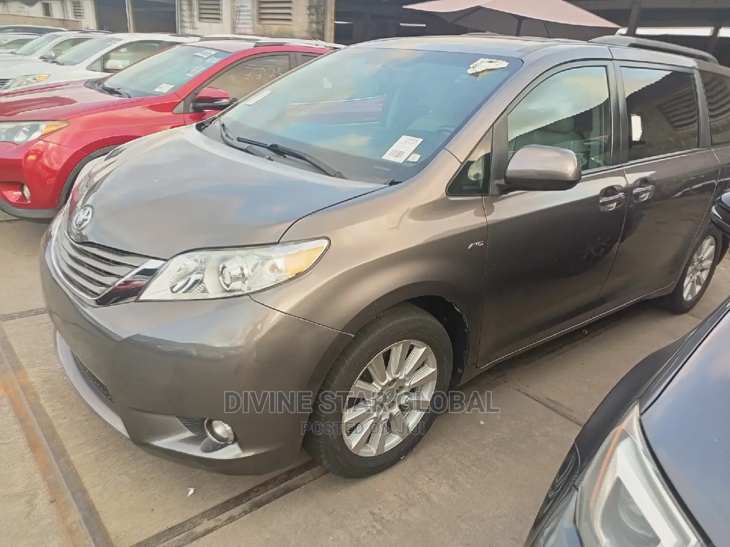 Toyota Sienna 2017 Gray