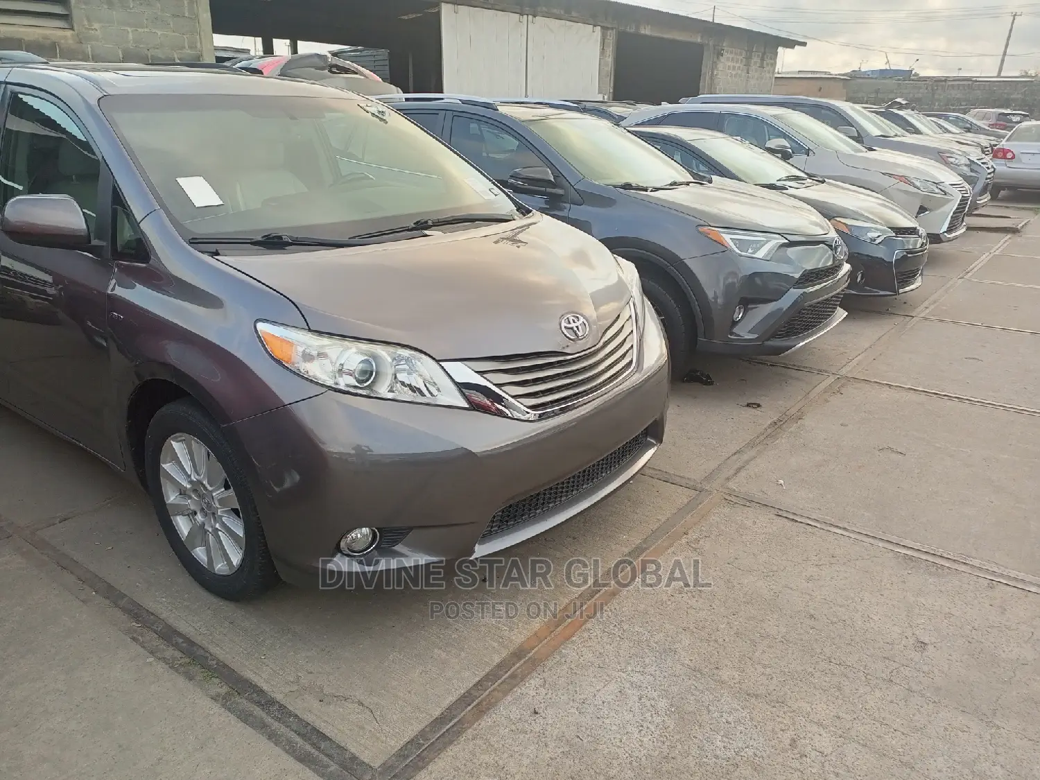 Toyota Sienna 2017 Gray