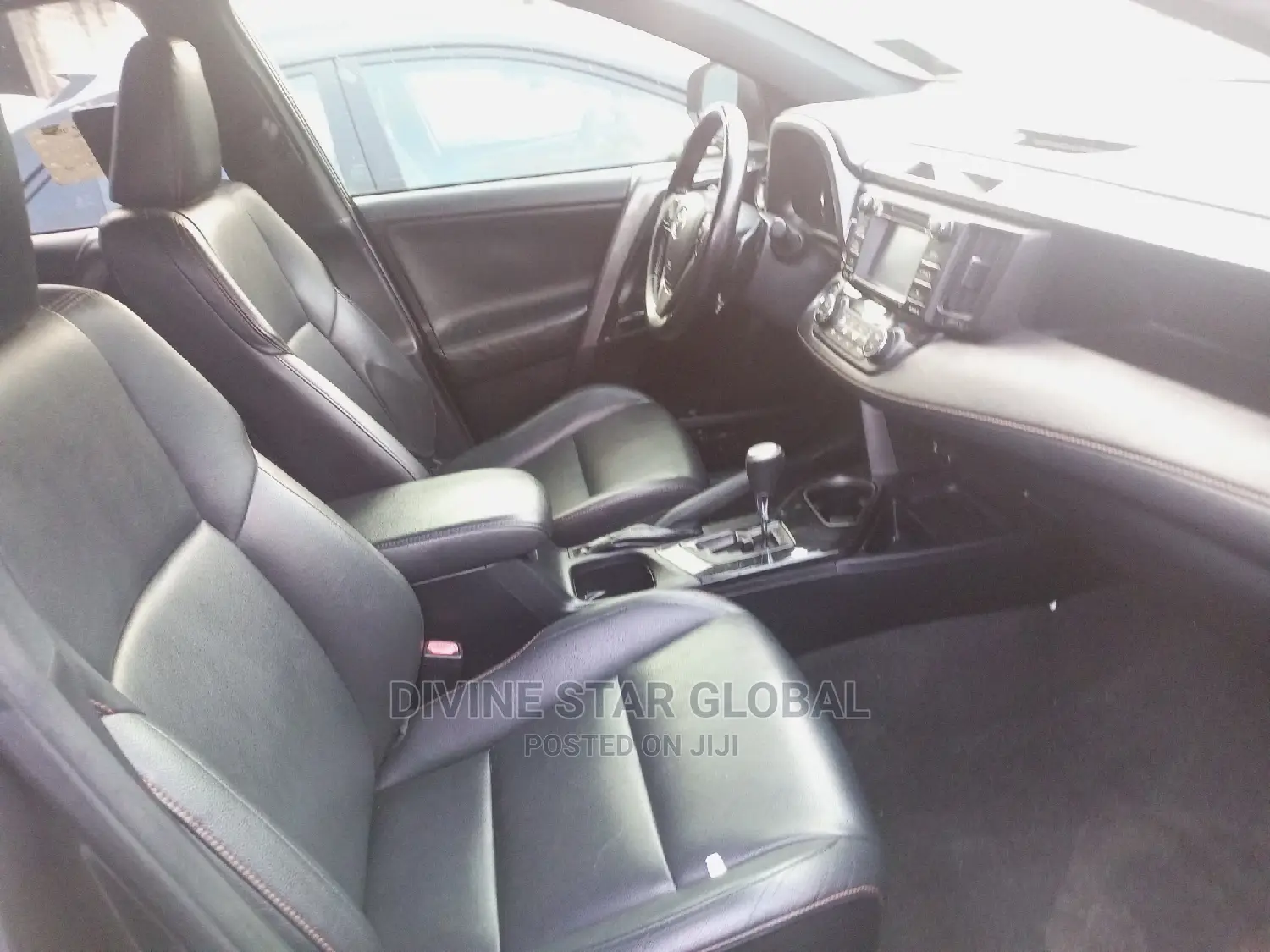 Toyota RAV4 SE AWD (2.5L 4cyl 6A) 2017 Gray
