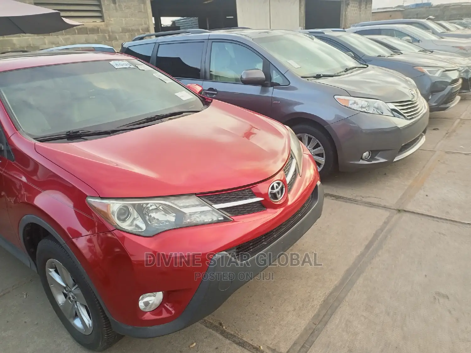 Toyota RAV4 2015 Red