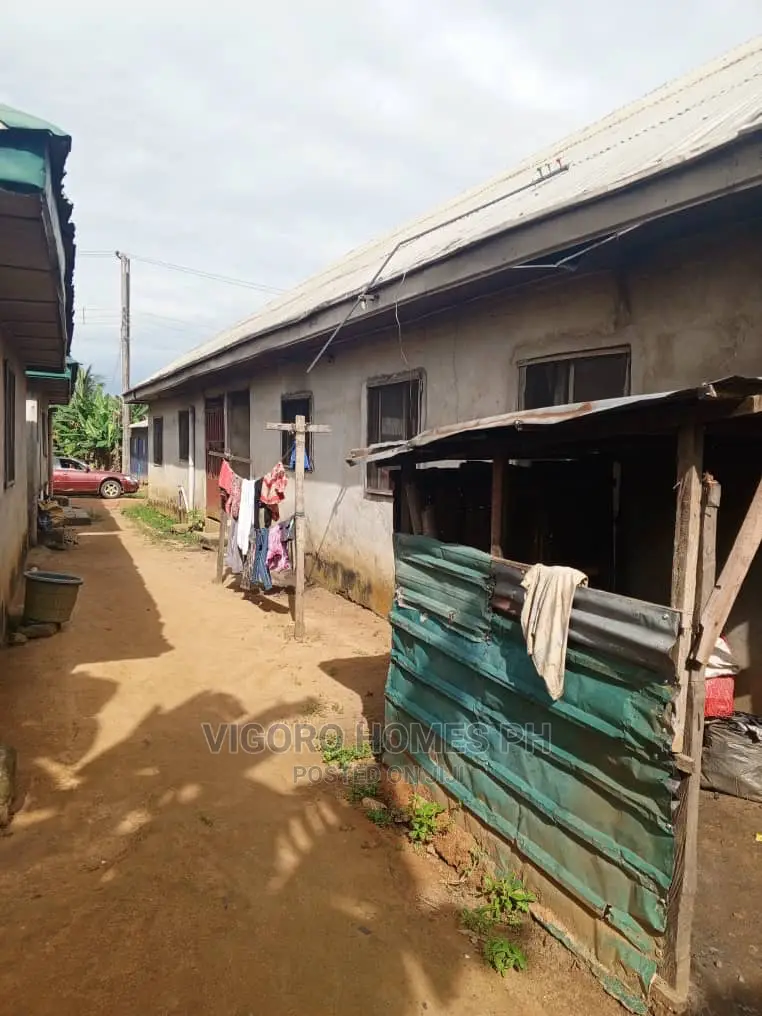 2bdrm Block of Flats in Port-Harcourt for sale