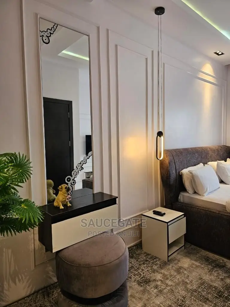 2bdrm Apartment in Onike, Yaba for rent