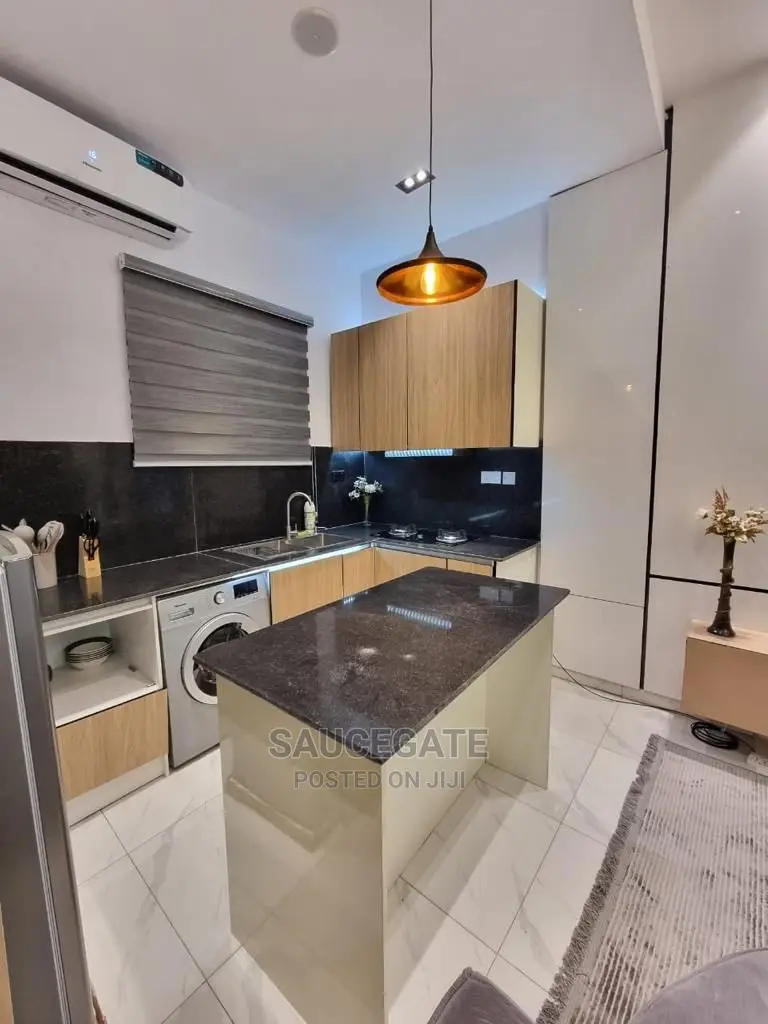 2bdrm Apartment in Onike, Yaba for rent