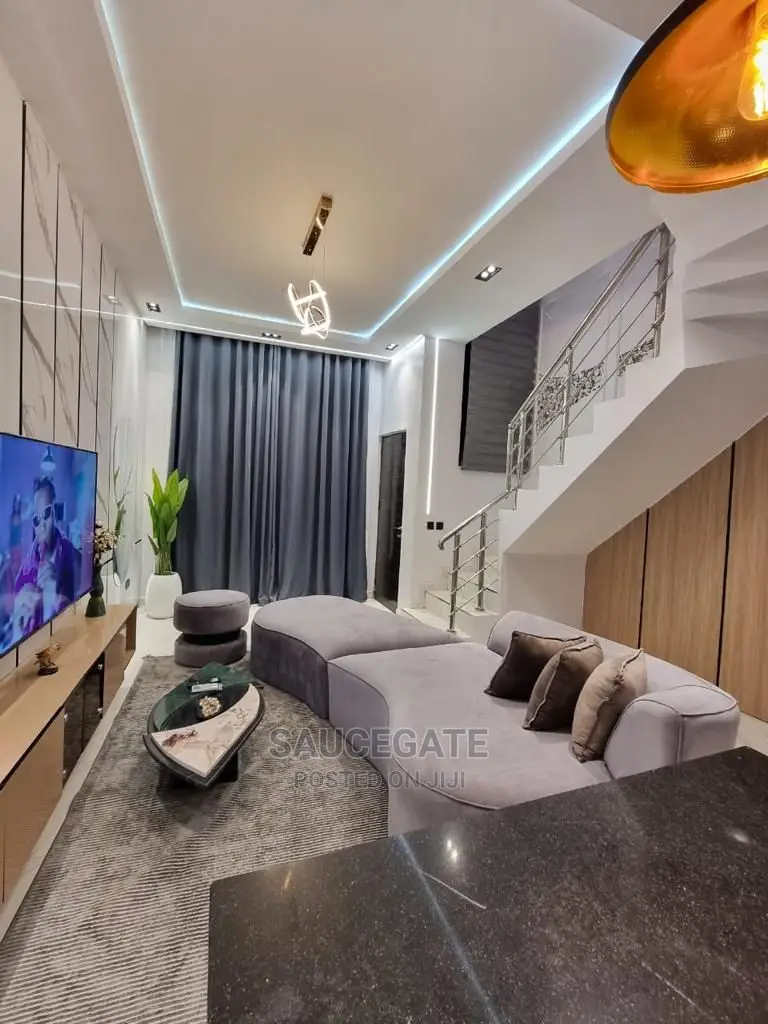 2bdrm Apartment in Onike, Yaba for rent