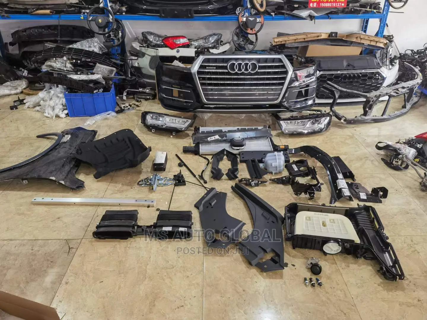 Audi Q7 2018 Bumper and Headlights