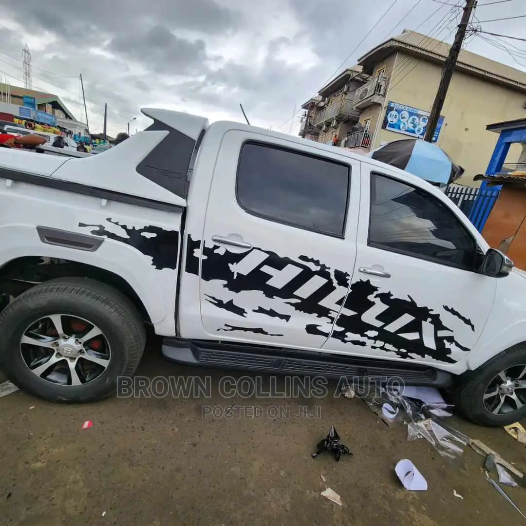 Body Tape Toyota Hilux 2016-2022