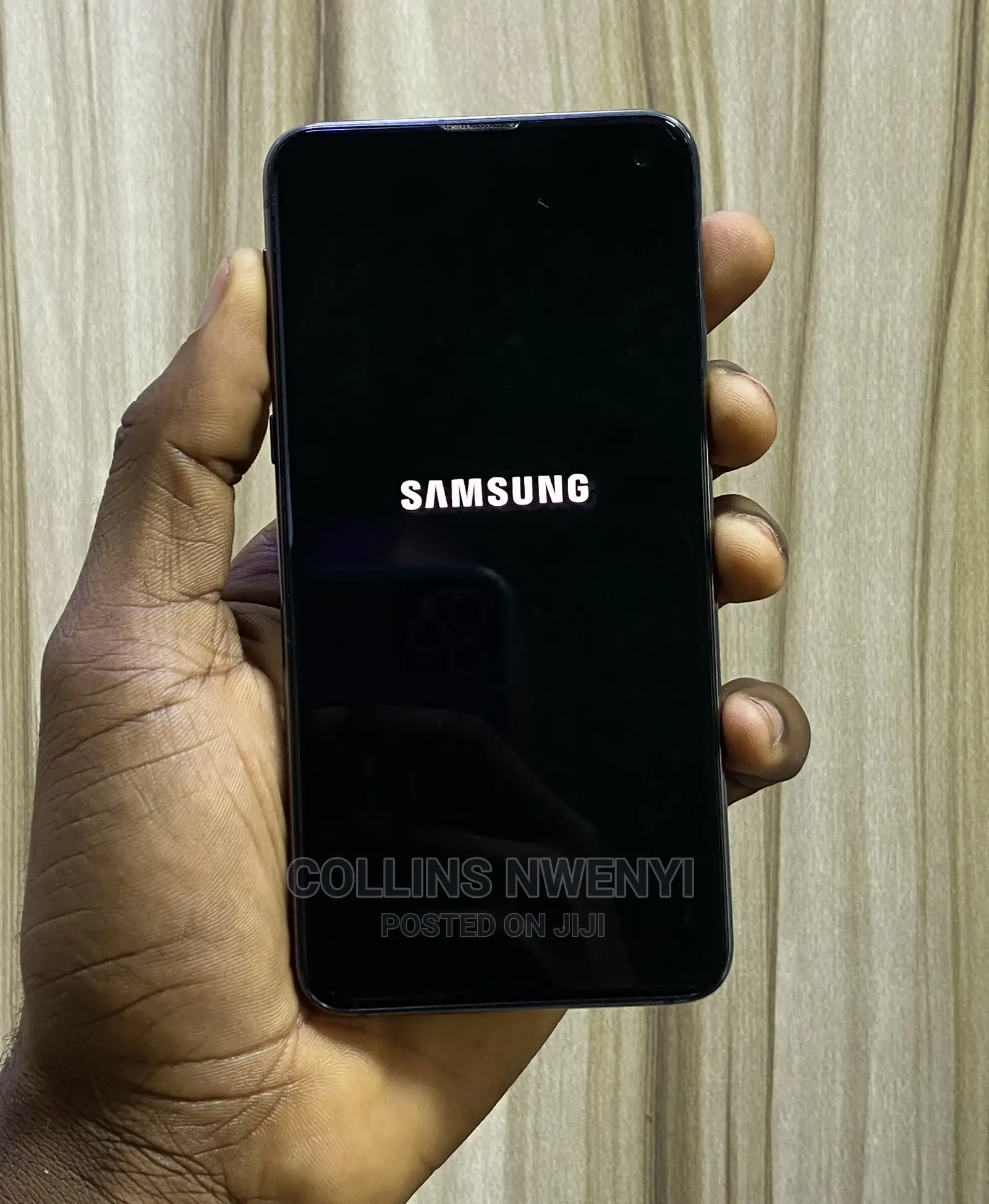 Samsung Galaxy S10e 128 GB Black