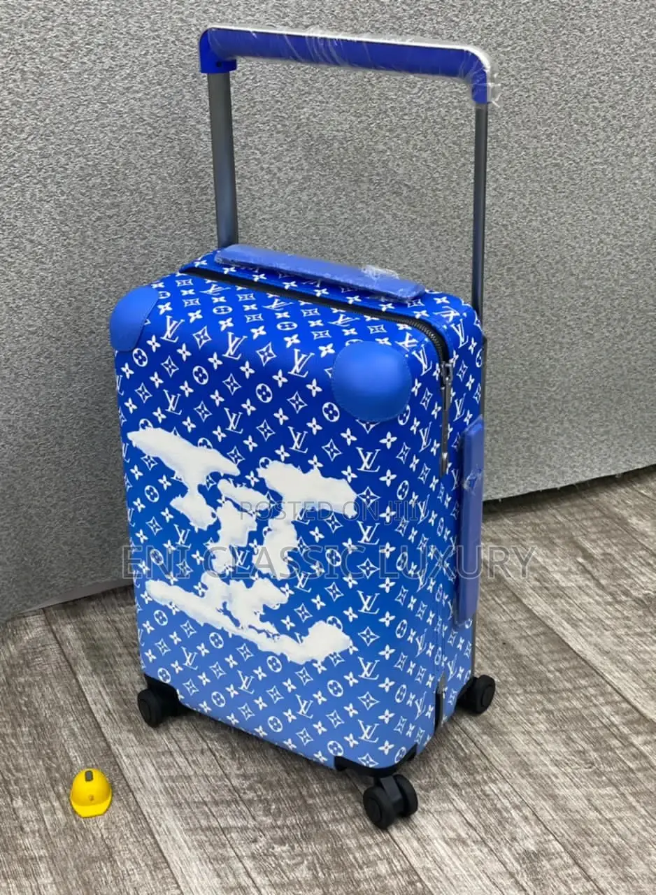 Unisex Louis Vuitton Luxury Travel Box