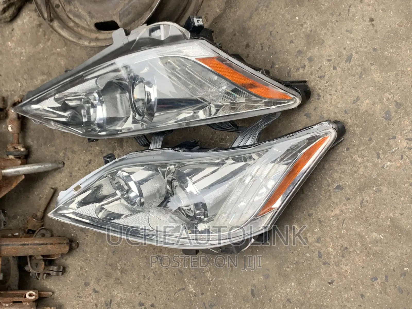 ES350 2010 Headlight Charger Type Available